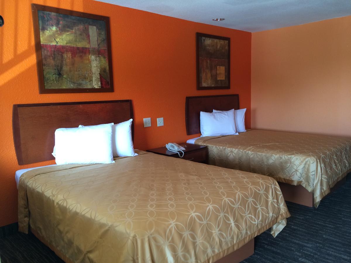 Select Inn And Suites Houston Esterno foto
